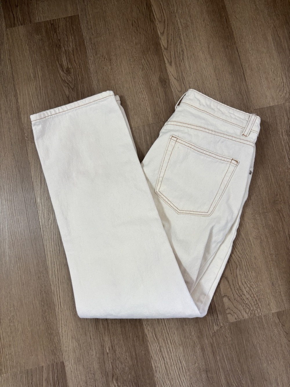 Light Cream High-Rise Women’s Jeans